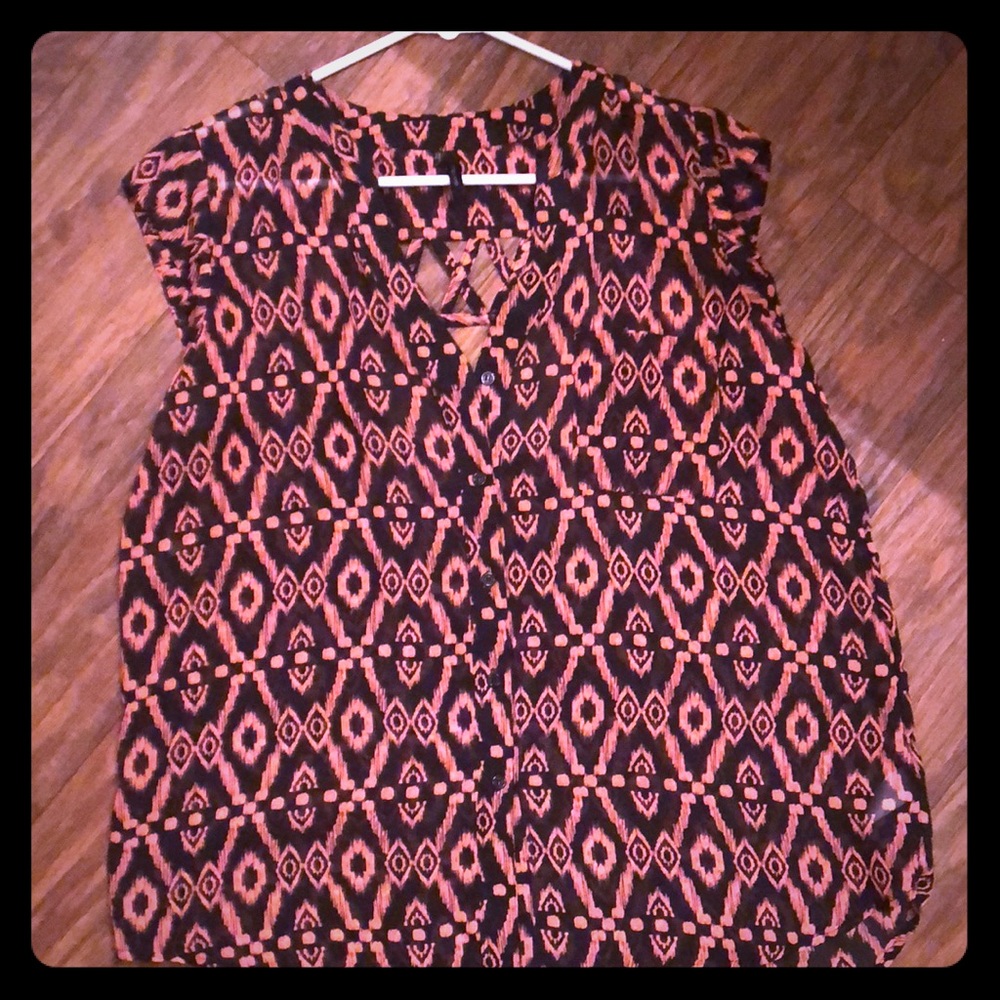 Perfect summer top like new from Maurice’s